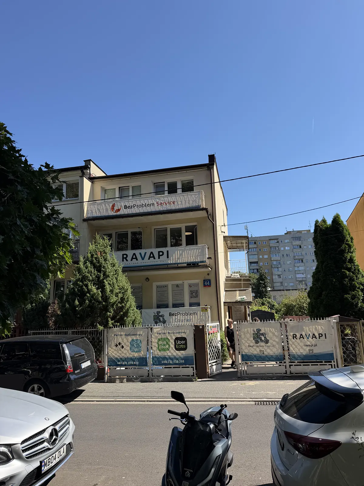 Warszawa: Lędzka 44 — 2